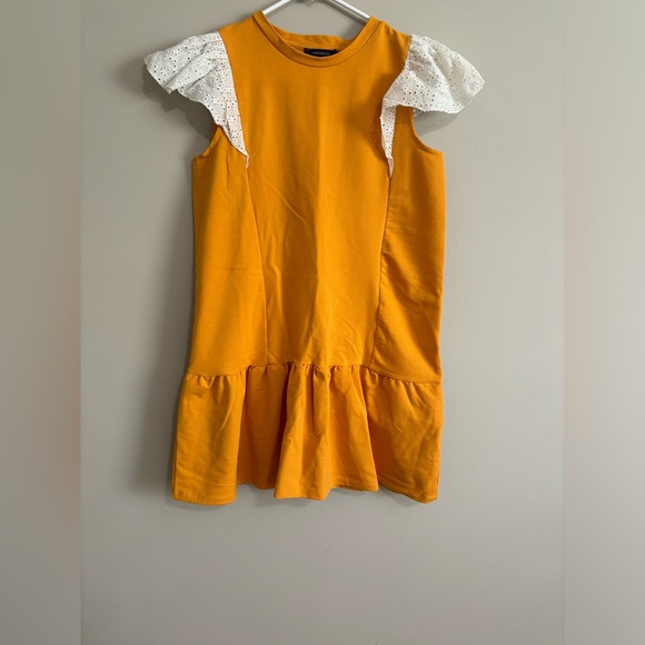 Gently Used Mustard Dress with White Lace Sleeves - Size M - Picture 1 of 2